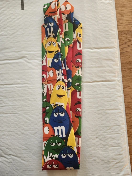 M&M'S Men's Tie in Yellow, Blue, Red, Green, Orange - Picture 8 of 8